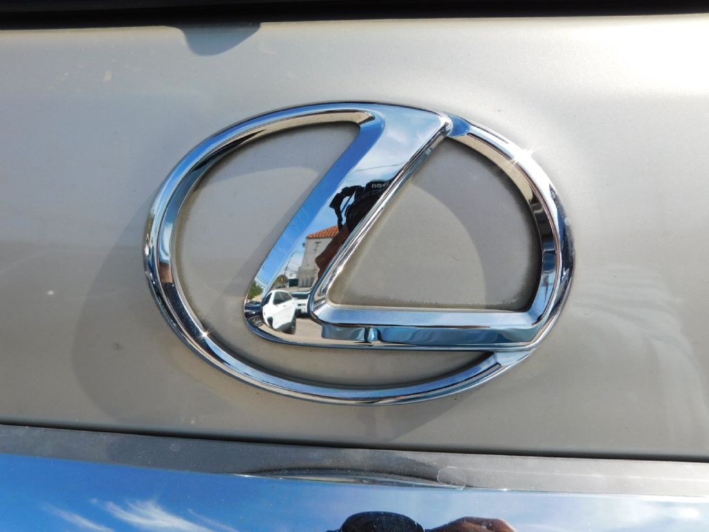 2015 Lexus GX Image 14