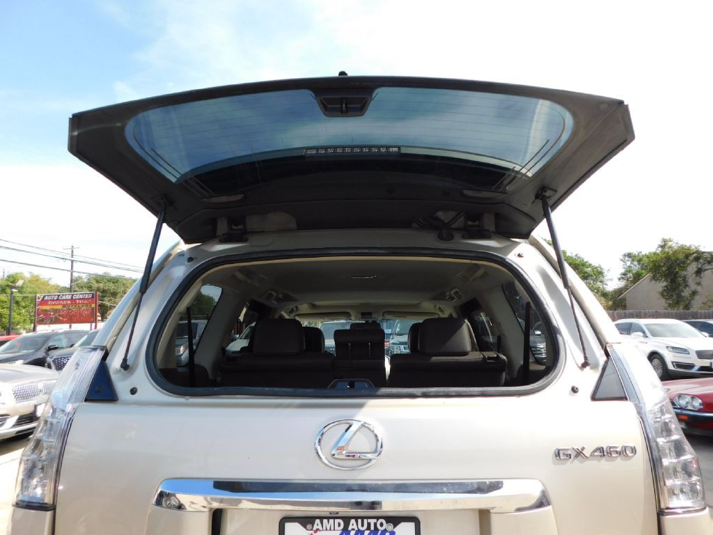 2015 Lexus GX Image 22