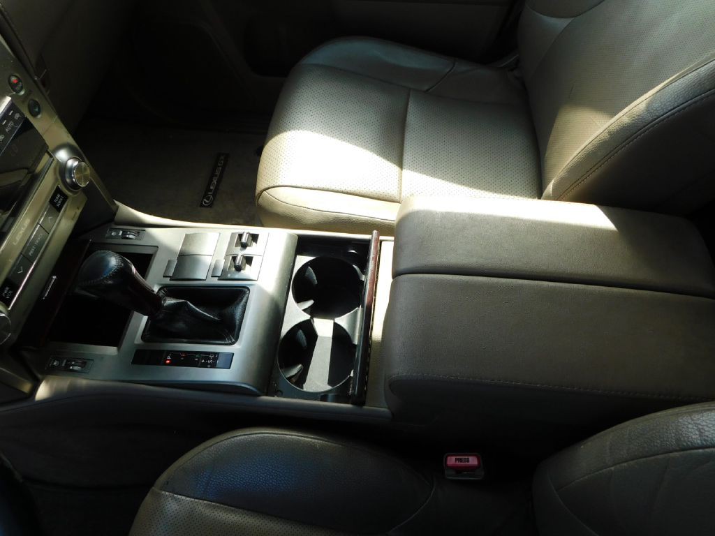 2015 Lexus GX Image 41