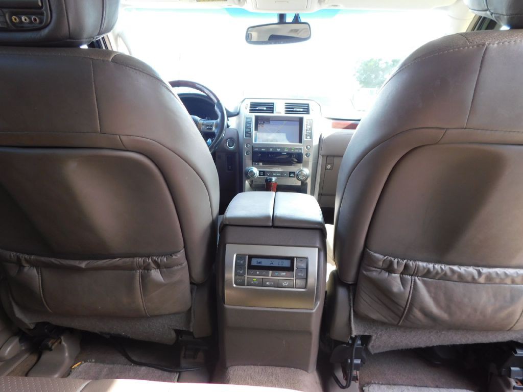 2015 Lexus GX Image 48
