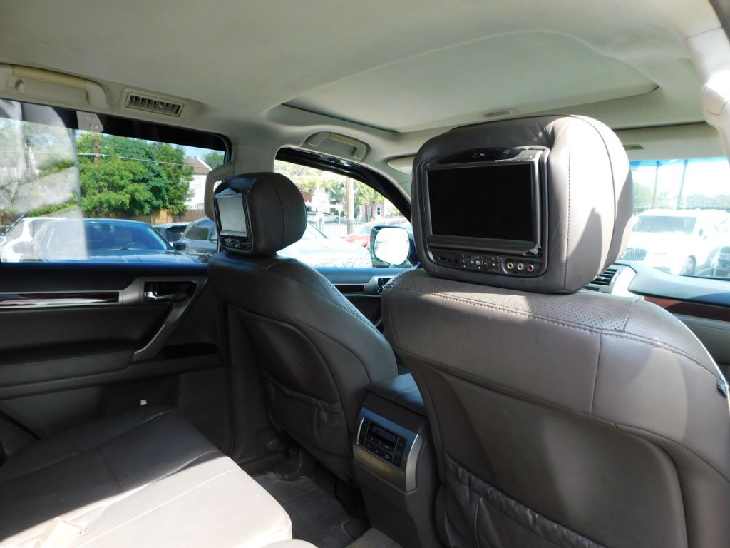 2015 Lexus GX Image 50