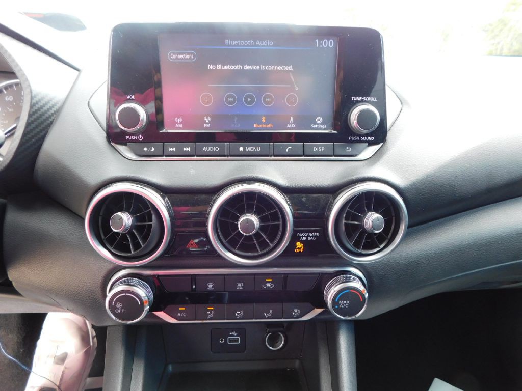 2020 Nissan Sentra Image 28