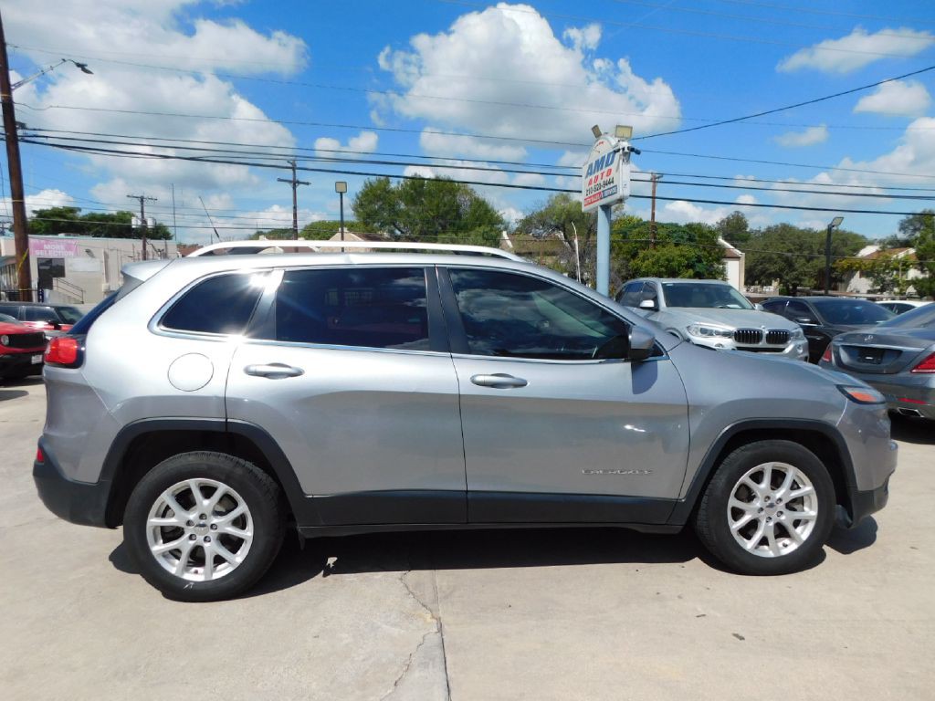 2015 Jeep Cherokee Image 8