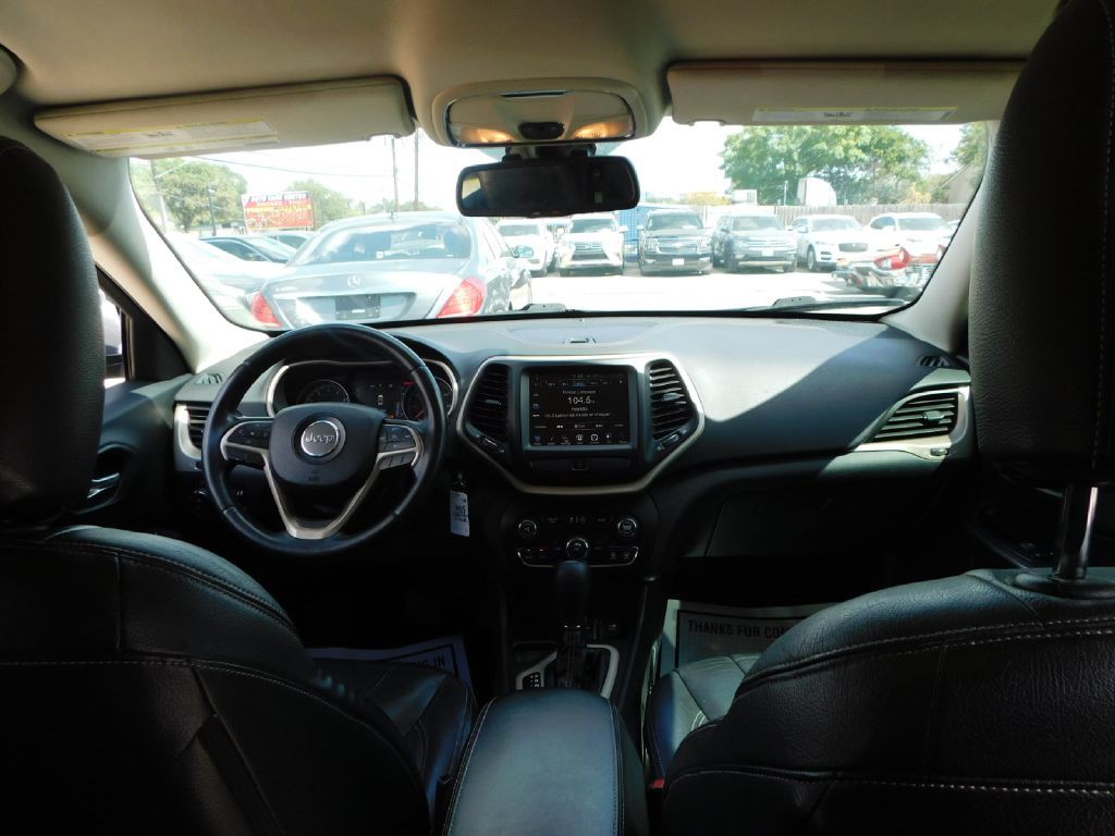 2015 Jeep Cherokee Image 36