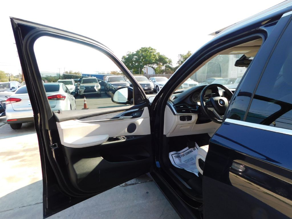 2016 BMW X5 Image 22