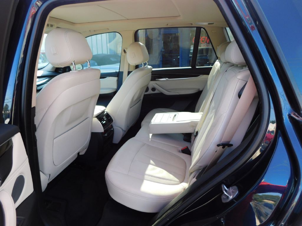 2016 BMW X5 Image 25