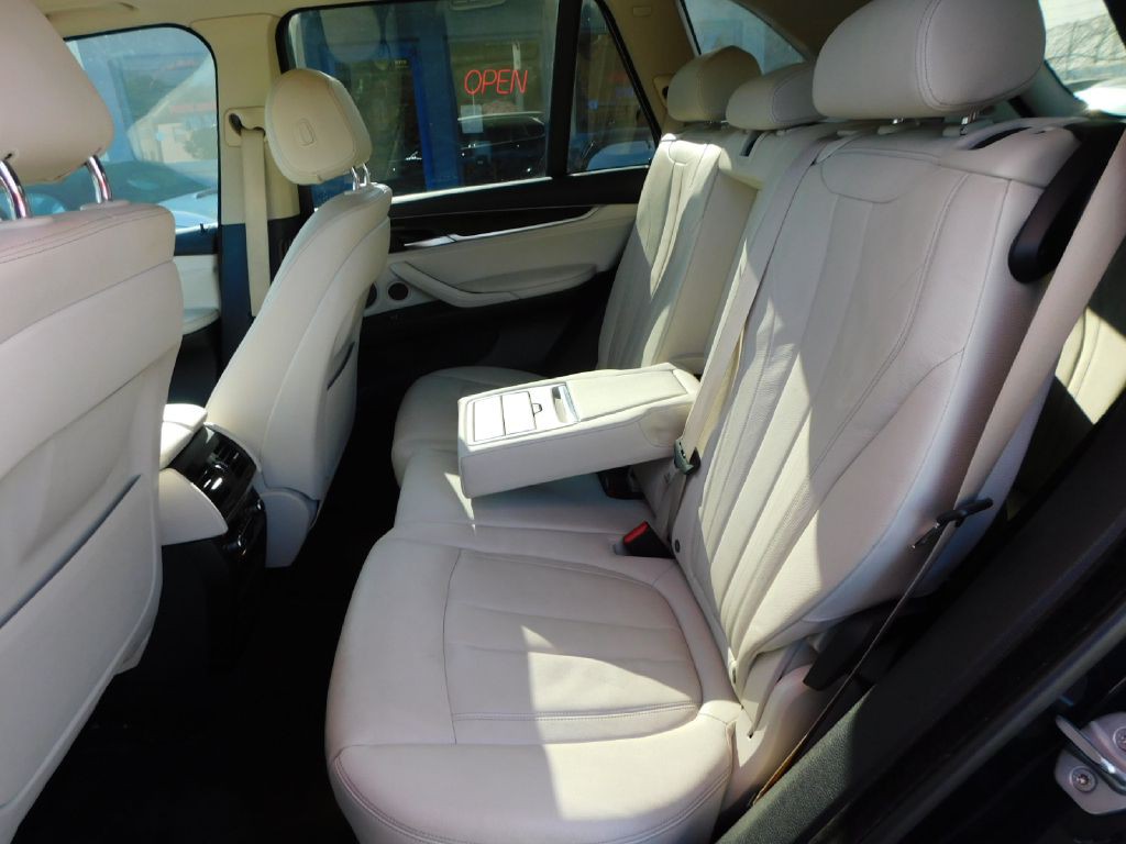 2016 BMW X5 Image 26