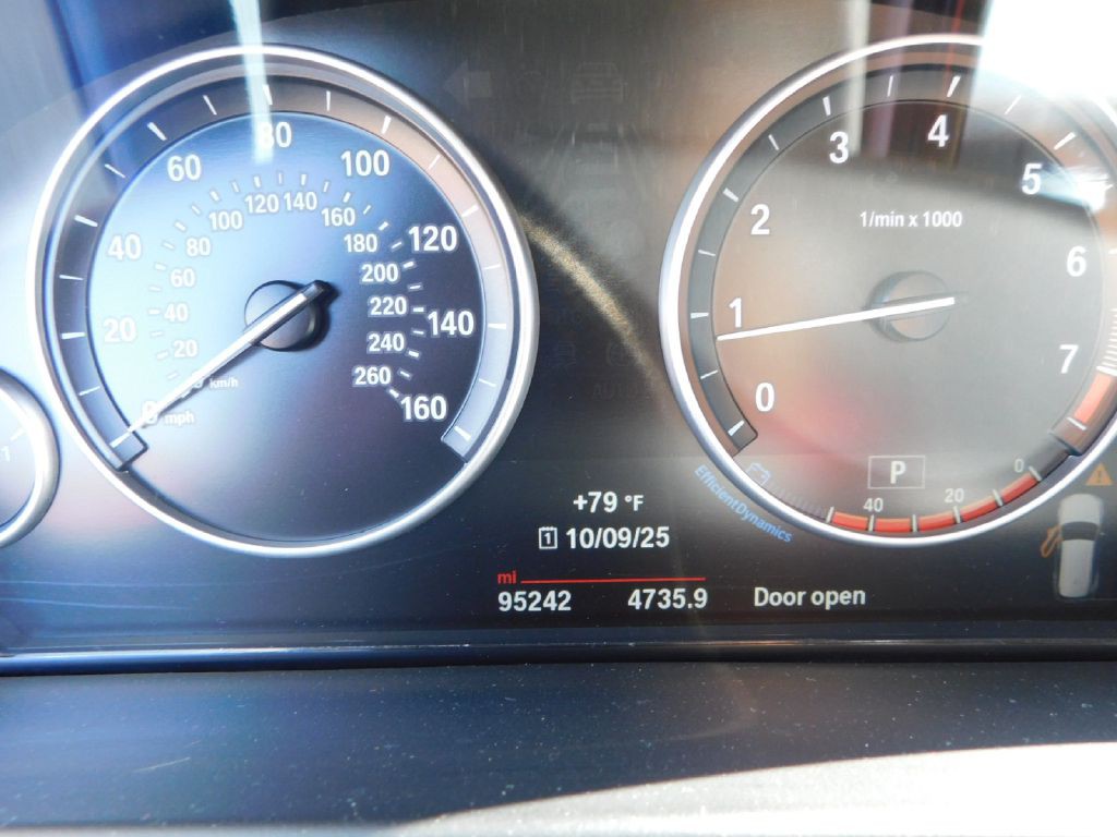 2016 BMW X5 Image 28