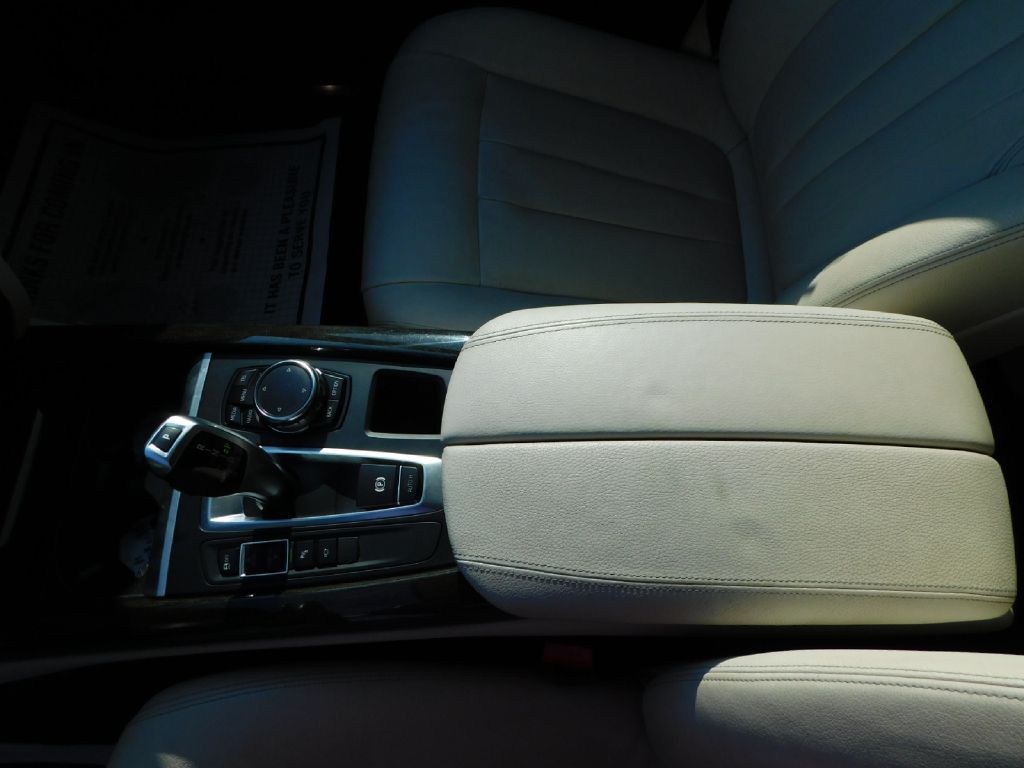 2016 BMW X5 Image 38