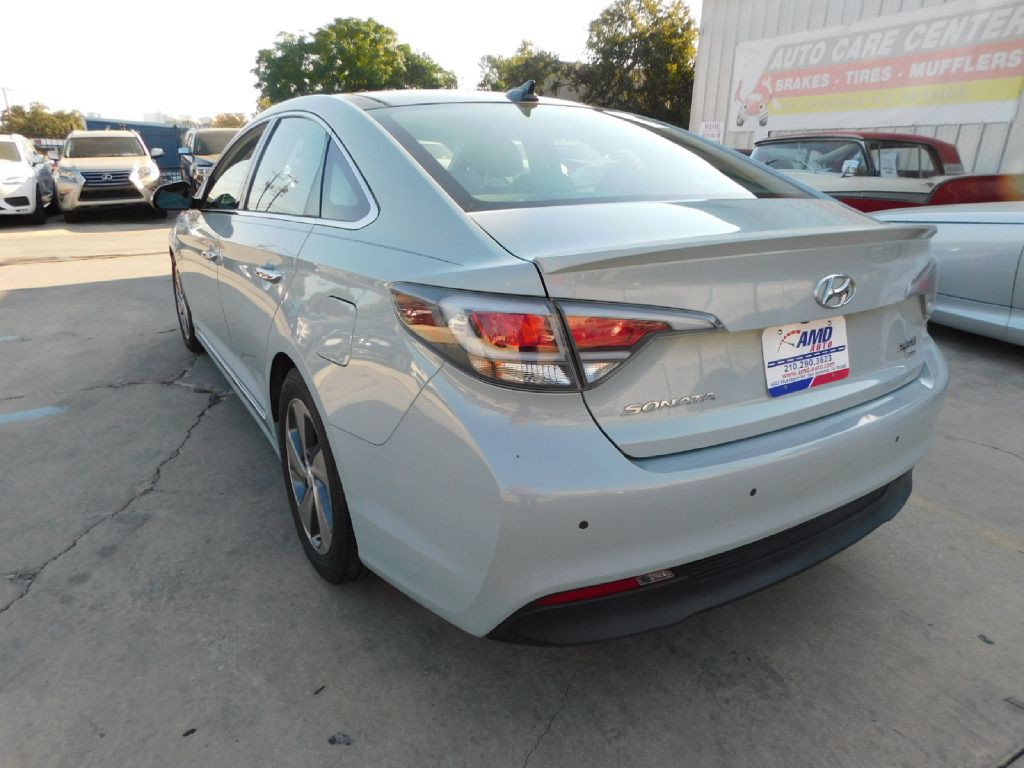 2016 Hyundai Sonata Image 6