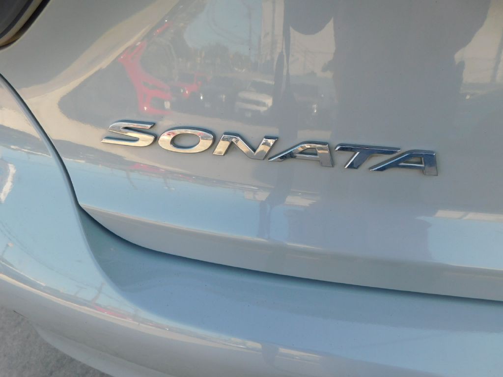 2016 Hyundai Sonata Image 14
