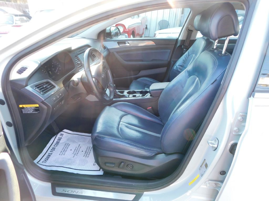 2016 Hyundai Sonata Image 23