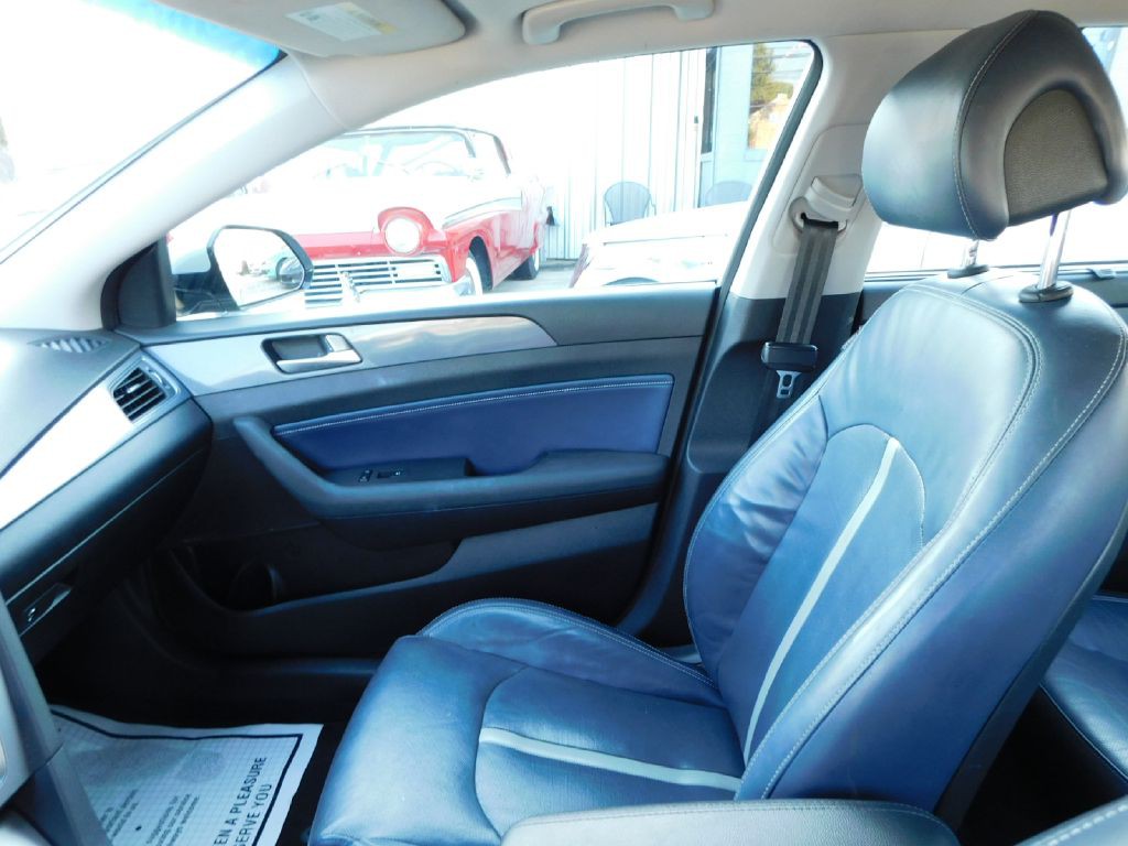 2016 Hyundai Sonata Image 39