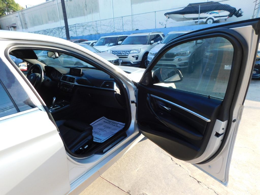 2017 BMW 3 Series Image 48