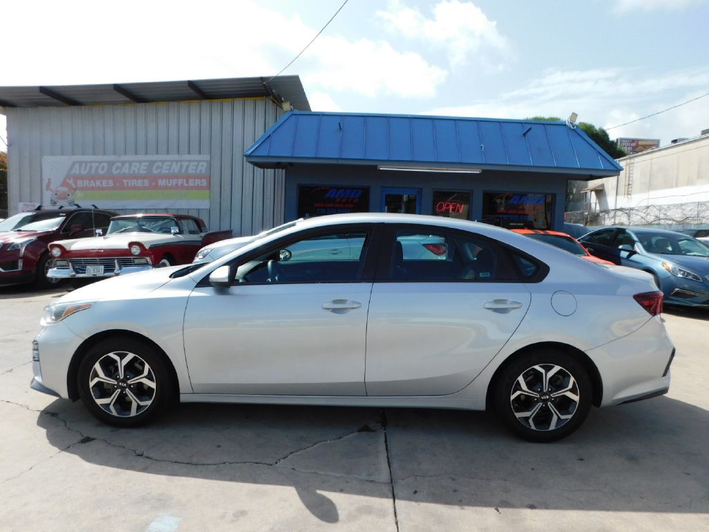 2018 Kia Forte Image 4
