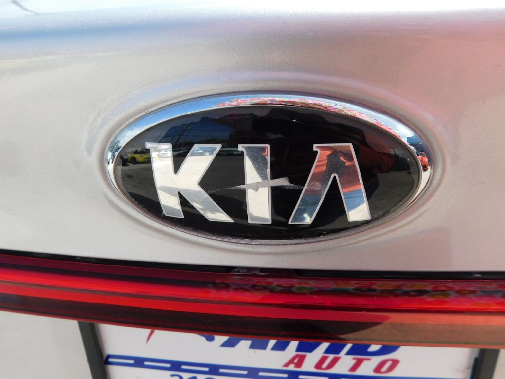 2018 Kia Forte Image 11