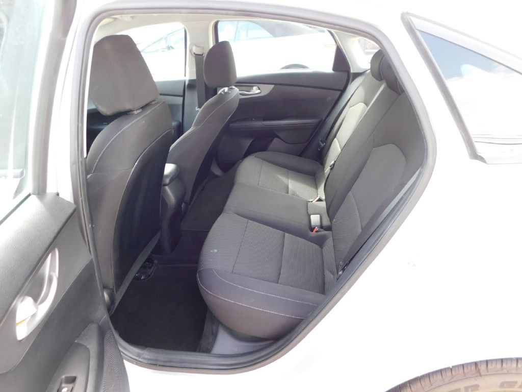 2018 Kia Forte Image 19