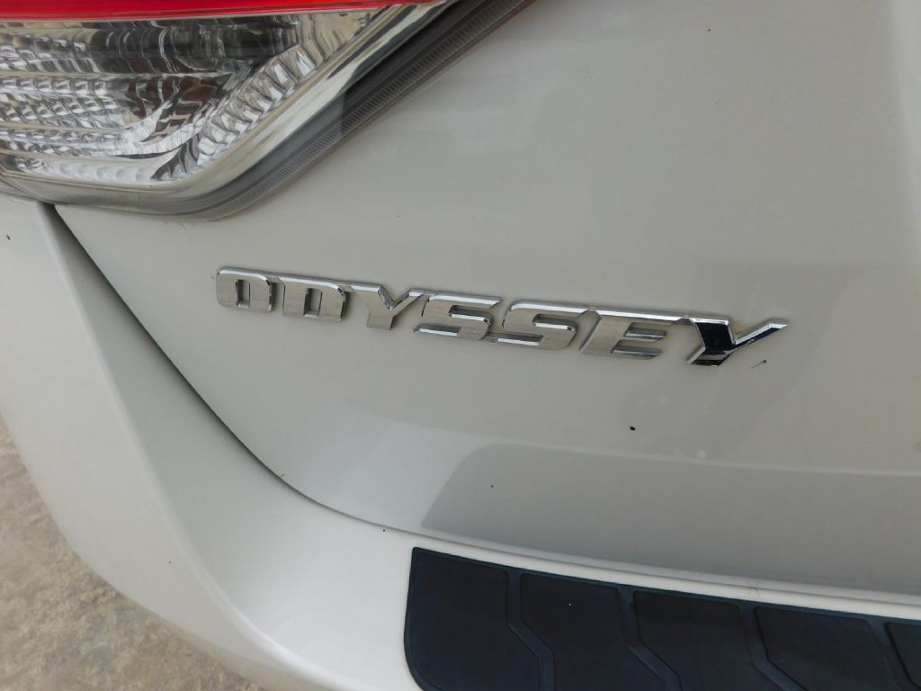 2015 Honda Odyssey Image 12