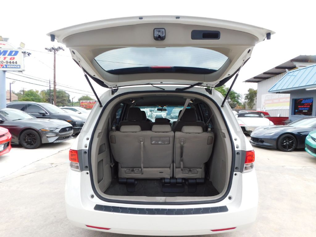 2015 Honda Odyssey Image 19