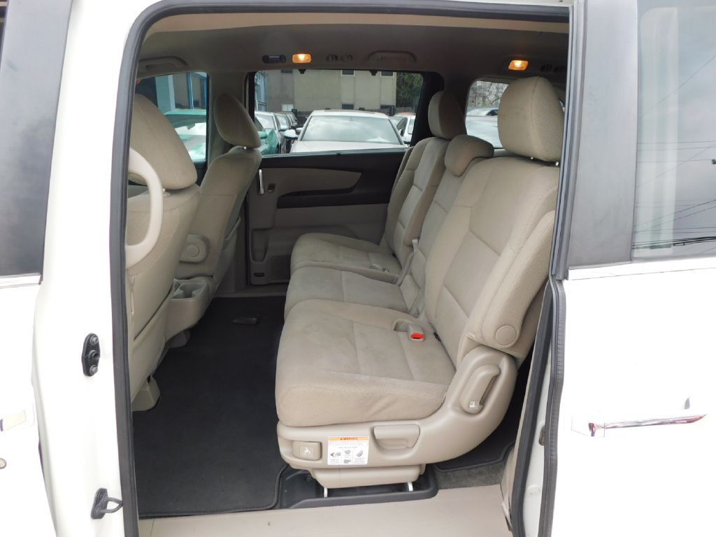 2015 Honda Odyssey Image 23