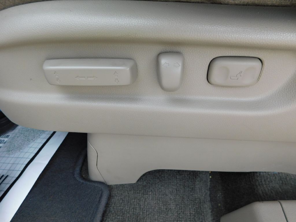 2015 Honda Odyssey Image 34