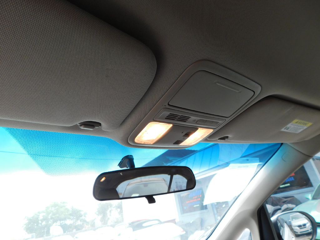 2015 Honda Odyssey Image 40