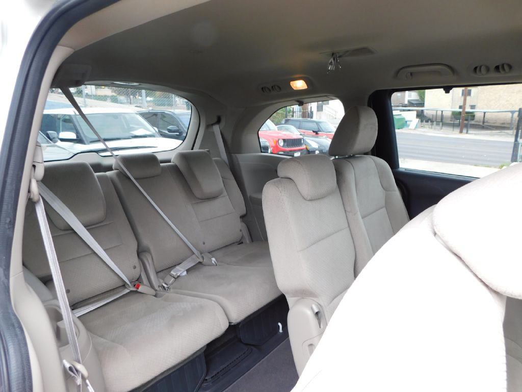 2015 Honda Odyssey Image 42