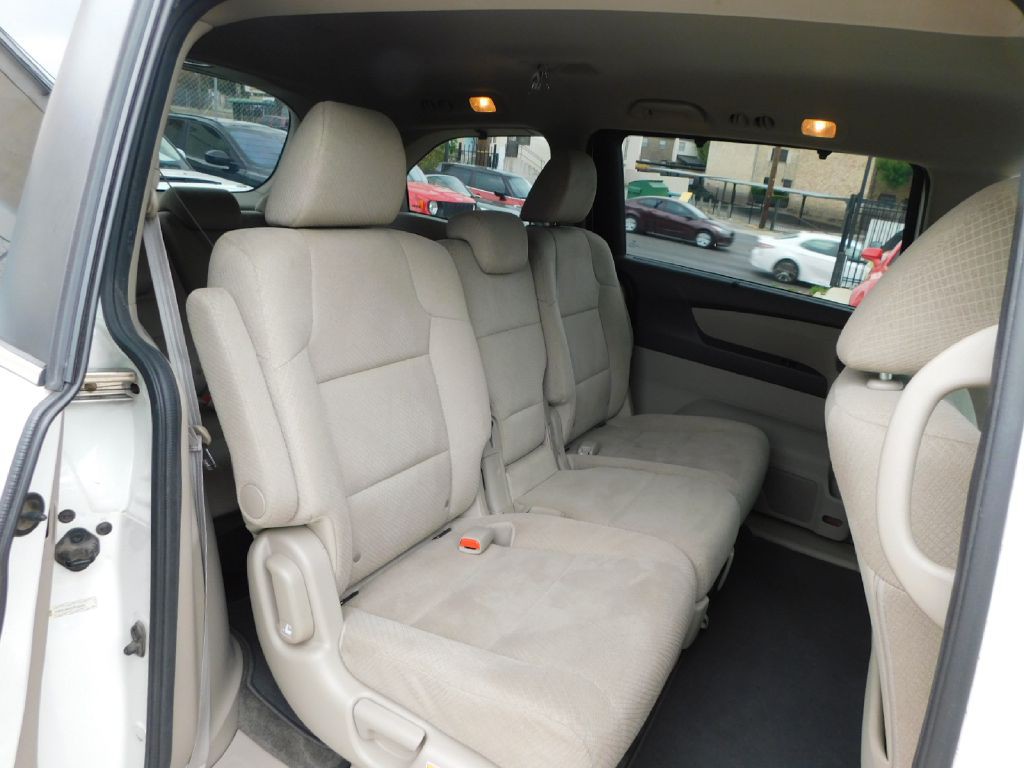 2015 Honda Odyssey Image 45