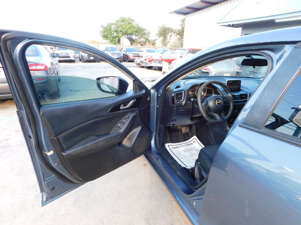 2015 Mazda Mazda3 Image 15