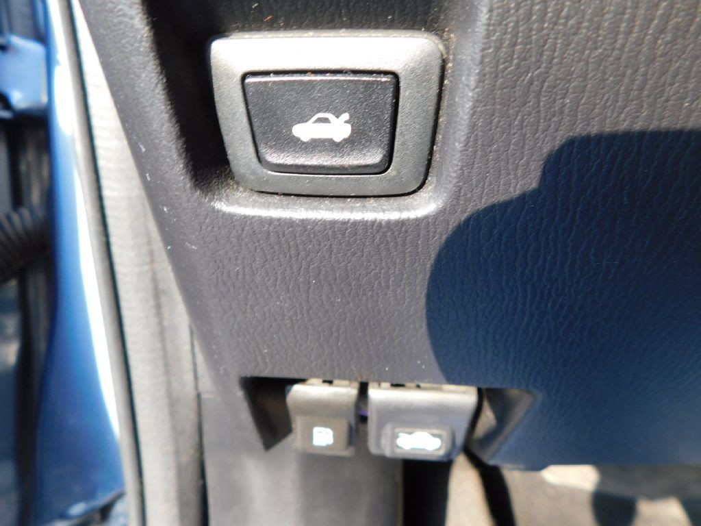 2015 Mazda Mazda3 Image 22