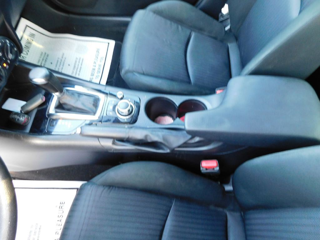 2015 Mazda Mazda3 Image 28