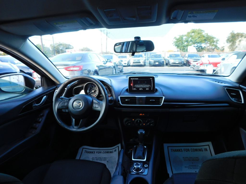 2015 Mazda Mazda3 Image 32