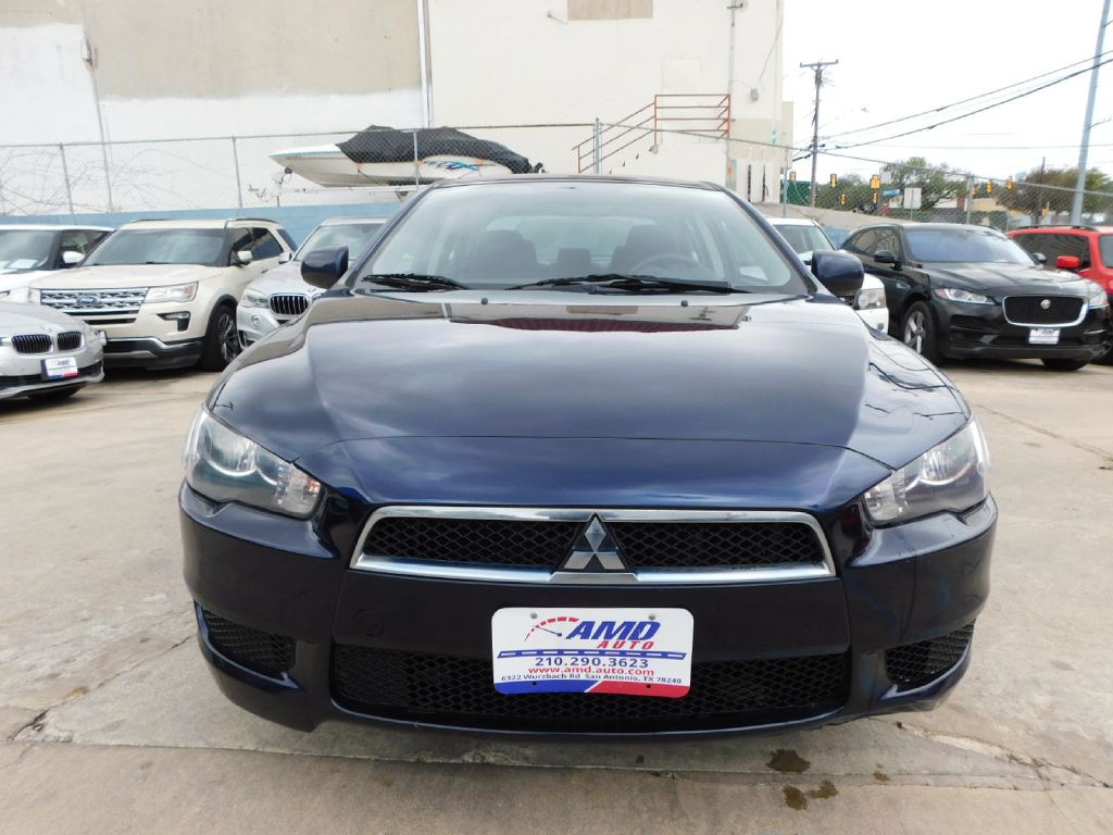 2014 Mitsubishi Lancer Image 2