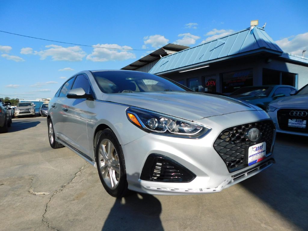 2018 Hyundai Sonata Image 1