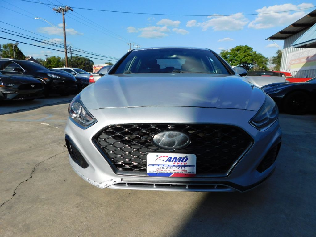 2018 Hyundai Sonata Image 2