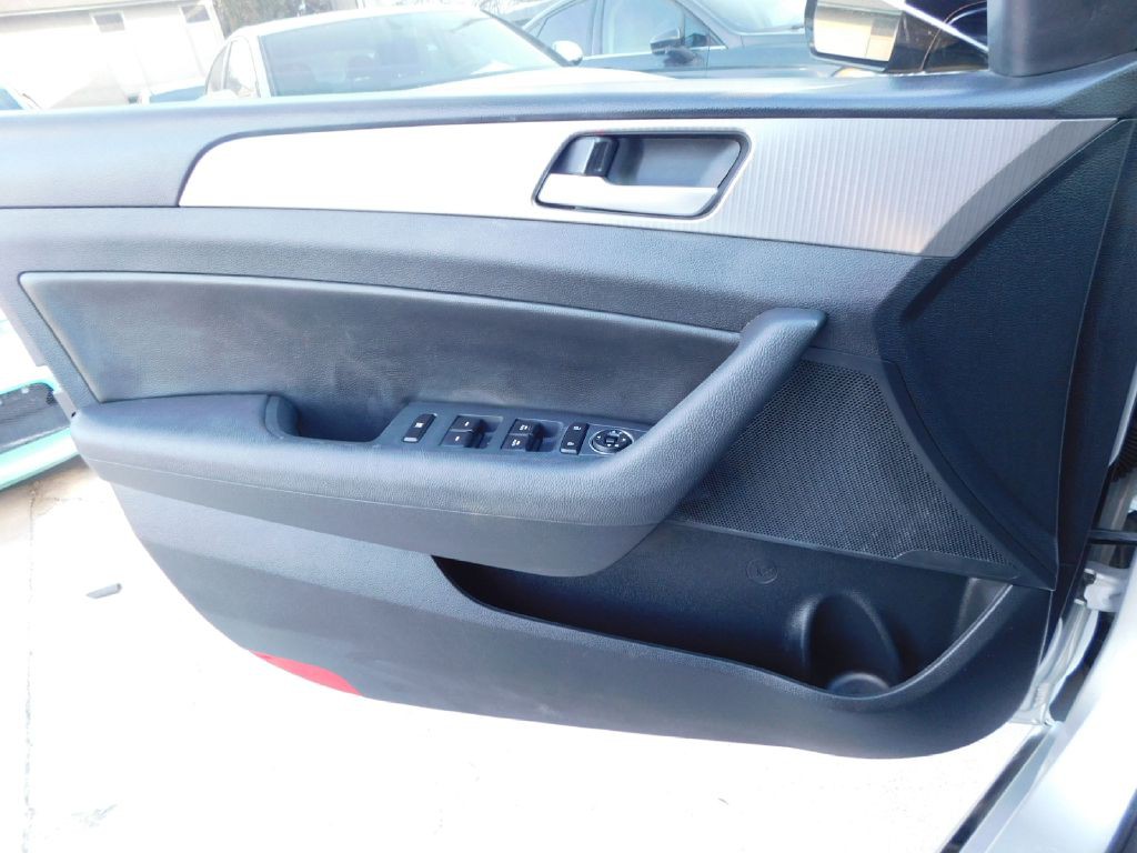 2018 Hyundai Sonata Image 30