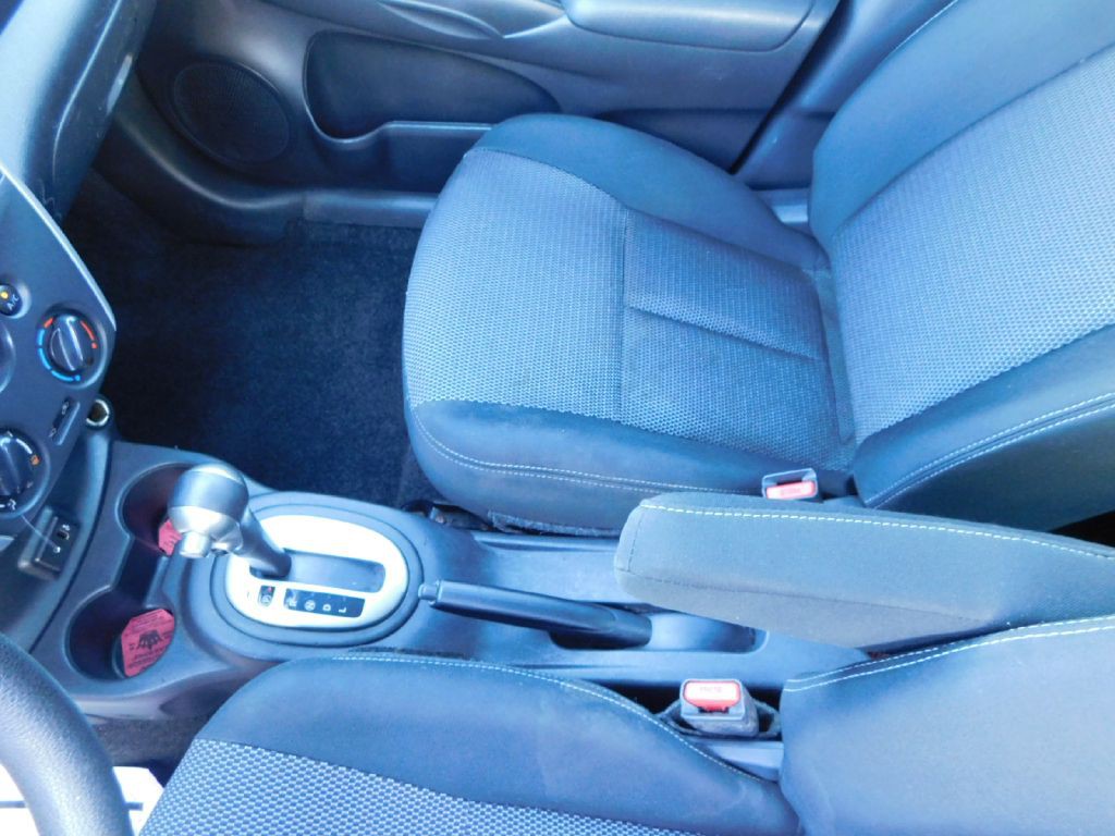 2017 Nissan Versa Image 30