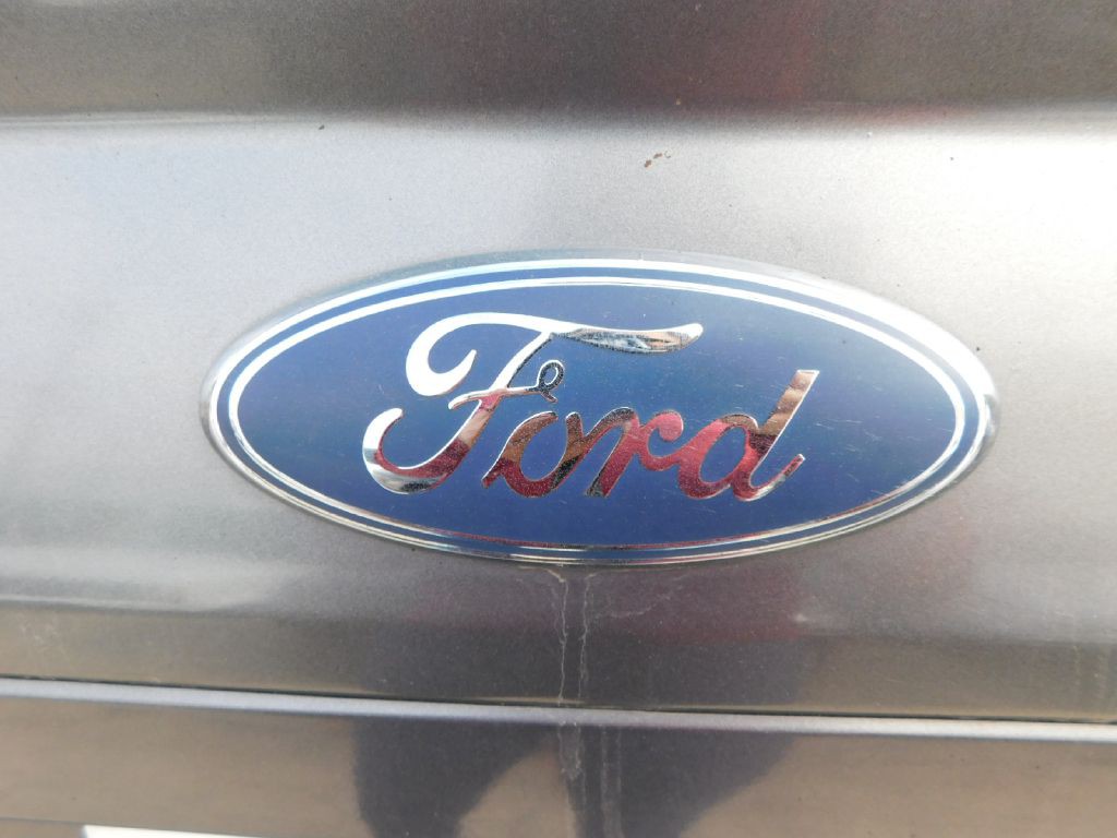 2005 Ford Five Hundred Image 11