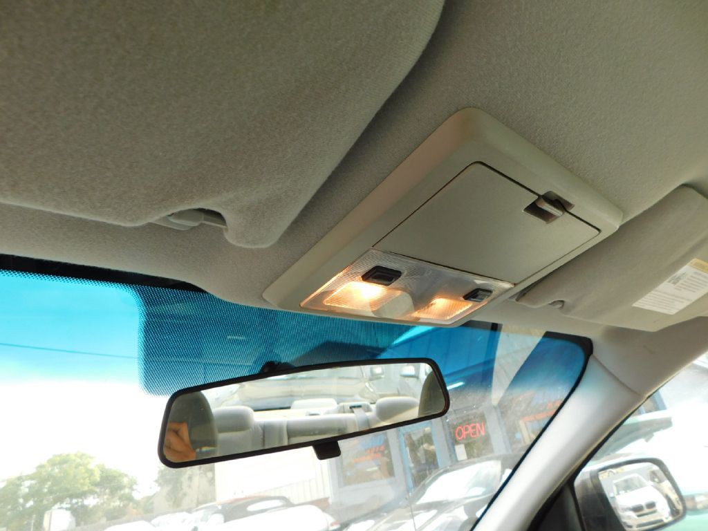 2005 Ford Five Hundred Image 33