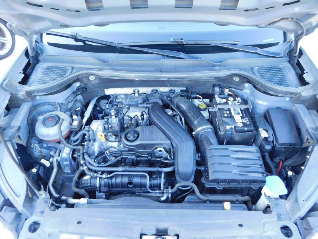 2022 Volkswagen Taos Image 15