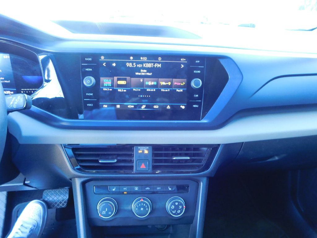 2022 Volkswagen Taos Image 36