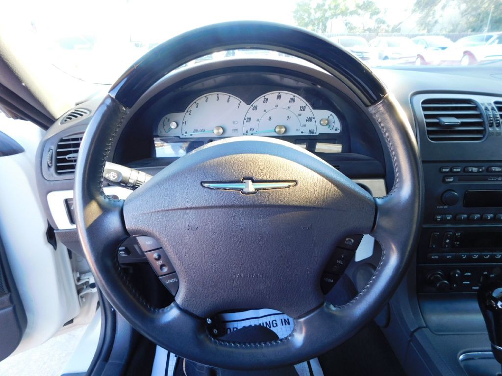 2002 Ford Thunderbird Image 21