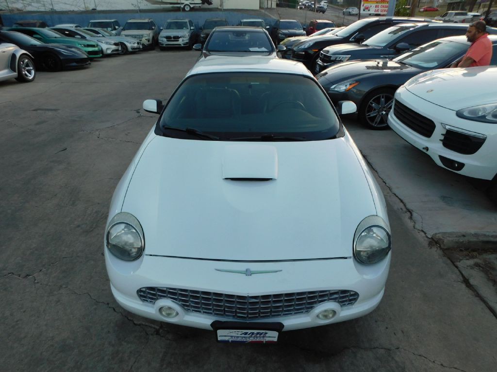 2002 Ford Thunderbird Image 38