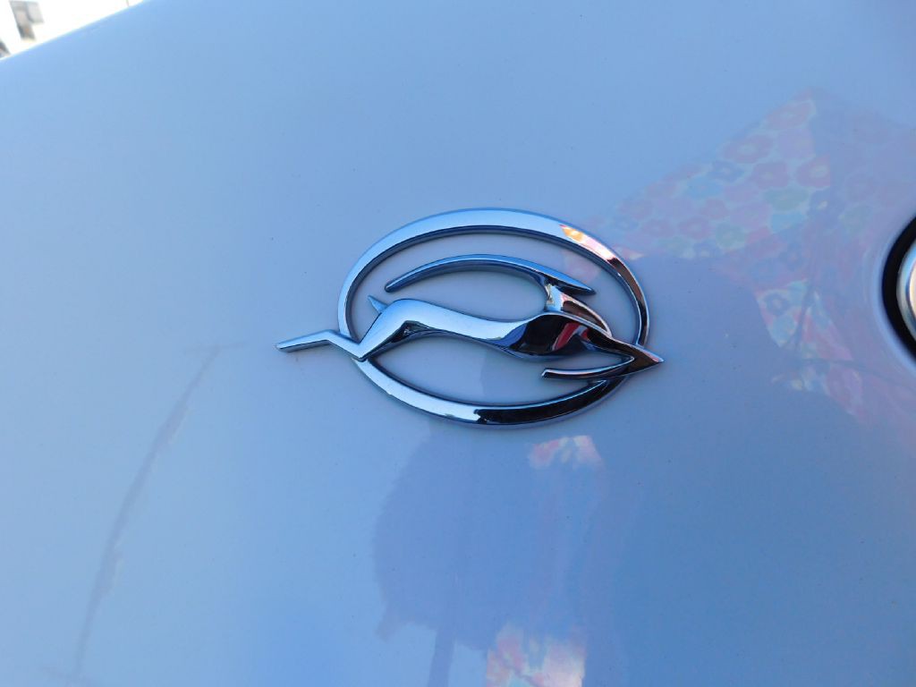 2019 Chevrolet Impala Image 12