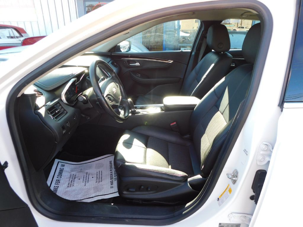 2019 Chevrolet Impala Image 22