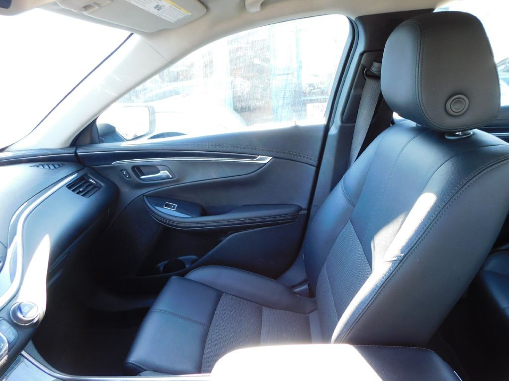 2019 Chevrolet Impala Image 37