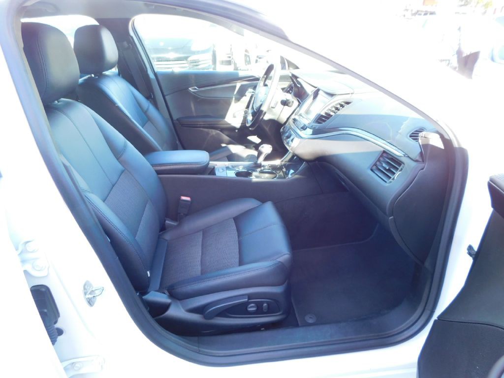 2019 Chevrolet Impala Image 44