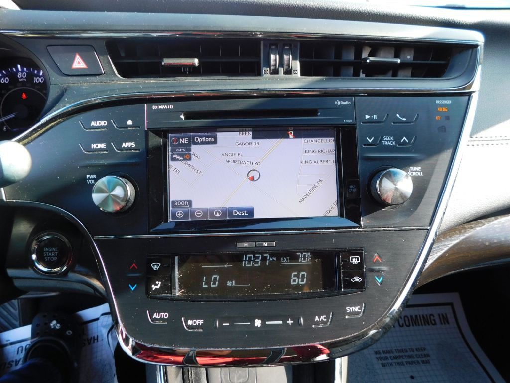 2016 Toyota Avalon Image 32