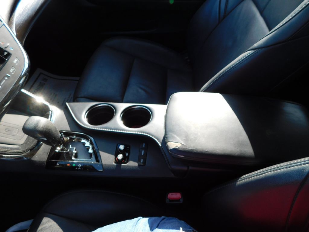 2016 Toyota Avalon Image 36