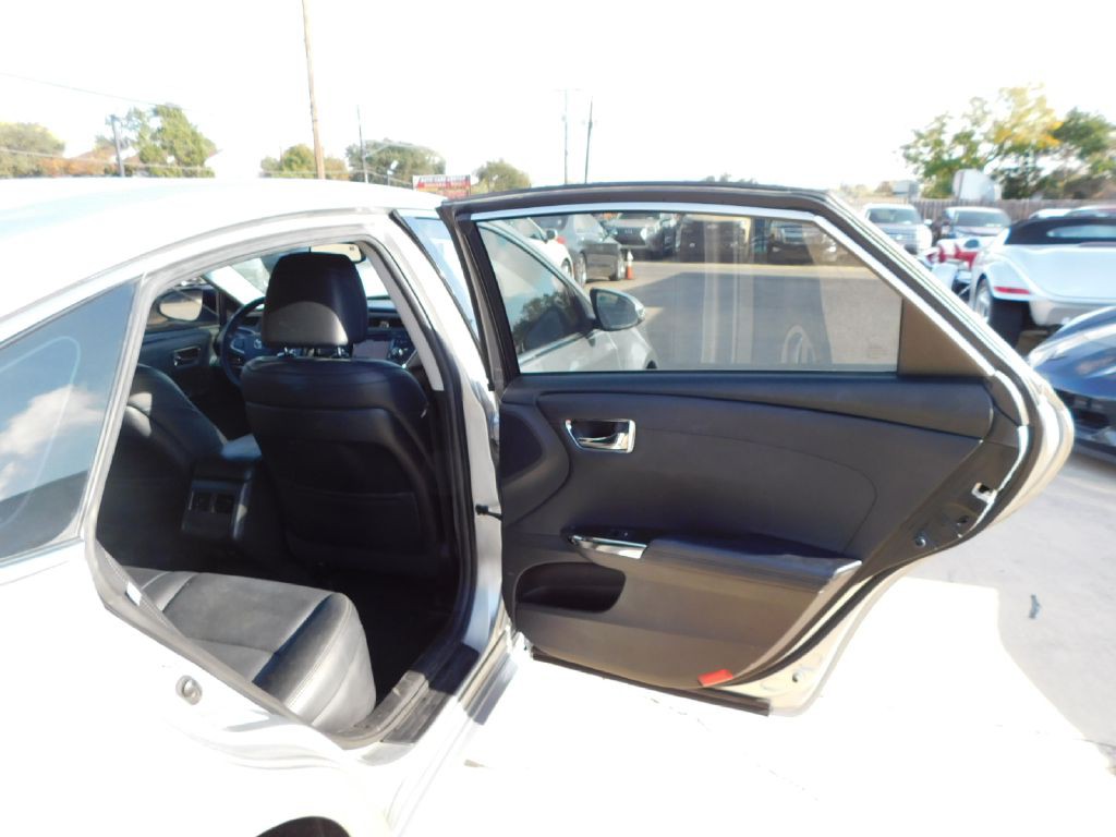 2016 Toyota Avalon Image 44
